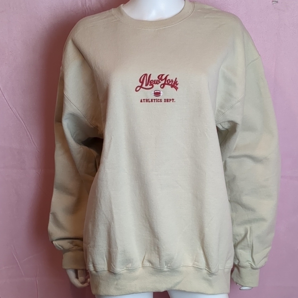 Nasty Gal Sand Neutral New York Embroidered Pullover Fleece Sweatshirt Medium